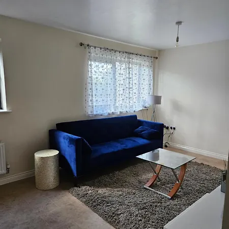Ferienwohnung Broughton Comfy Den- Free Wifi, Netflix And Parking Available! Milton Keynes Exterior foto