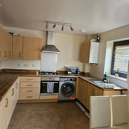 Ferienwohnung Broughton Comfy Den- Free Wifi, Netflix And Parking Available! Milton Keynes Exterior foto