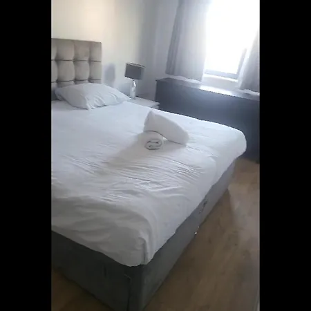 Ferienwohnung Broughton Comfy Den- Free Wifi, Netflix And Parking Available! Milton Keynes Exterior foto